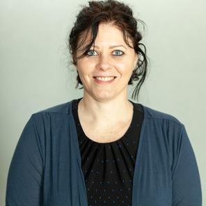 Dr. Dorit Avni